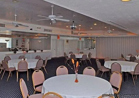 Red Roof Downtown - Motel 2*