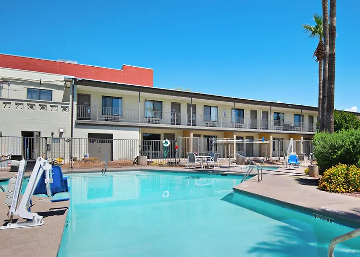 Motel Red Roof Downtown -